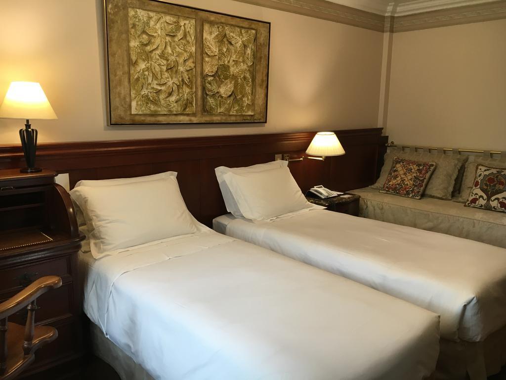 Hotel Frontenac กังโปสดูจอร์เดา ห้อง รูปภาพ