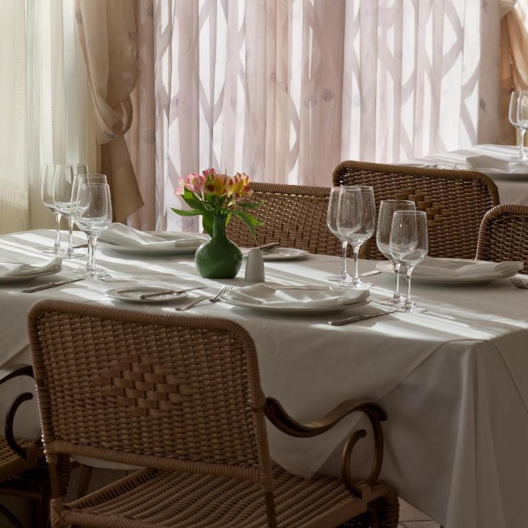 Hotel Frontenac กังโปสดูจอร์เดา ภายนอก รูปภาพ