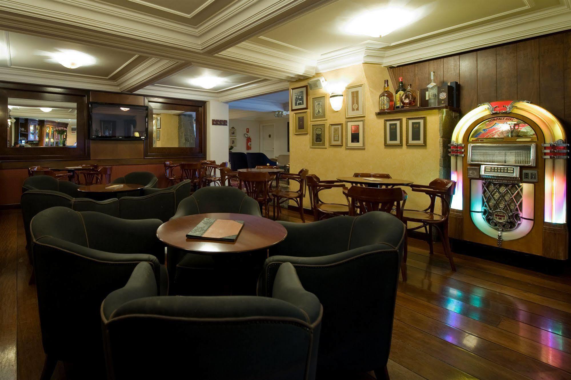 Hotel Frontenac กังโปสดูจอร์เดา ภายนอก รูปภาพ